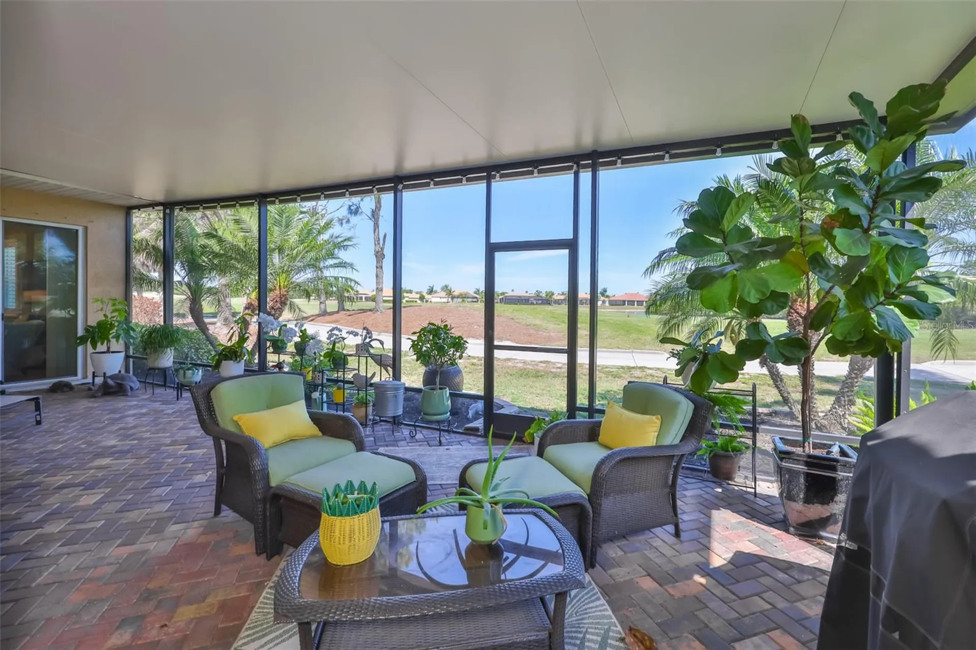1618 Emerald Dunes Drive Sun City Center FL 33573