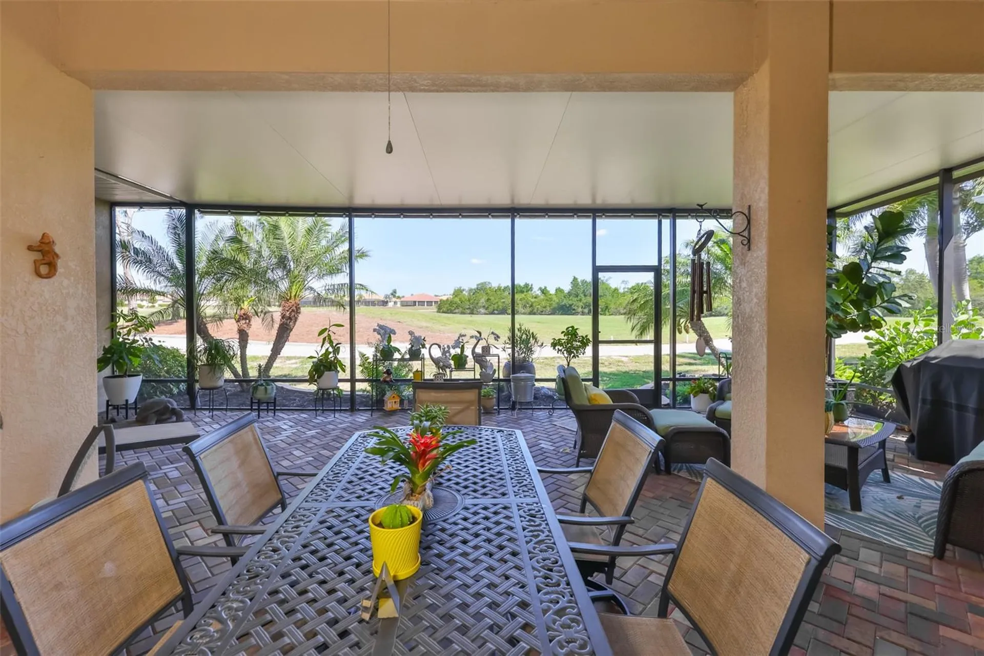 1618 Emerald Dunes Drive Sun City Center FL 33573