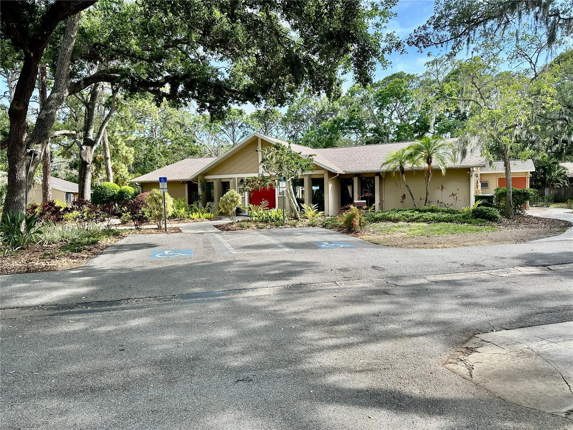 3332 Tallywood Court Sarasota FL 34237