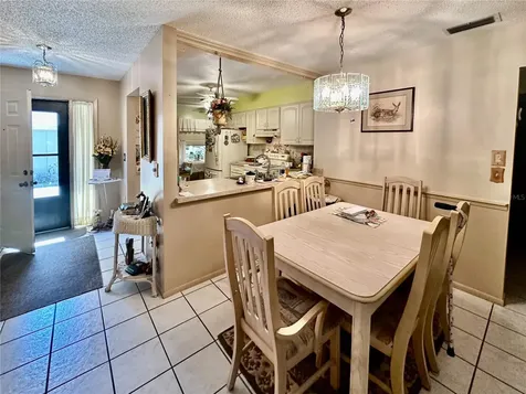 3332 Tallywood Court Sarasota FL 34237