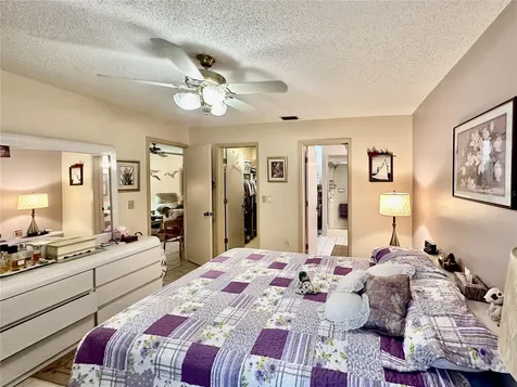 3332 Tallywood Court Sarasota FL 34237