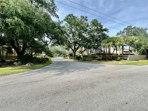 3332 Tallywood Court Sarasota FL 34237