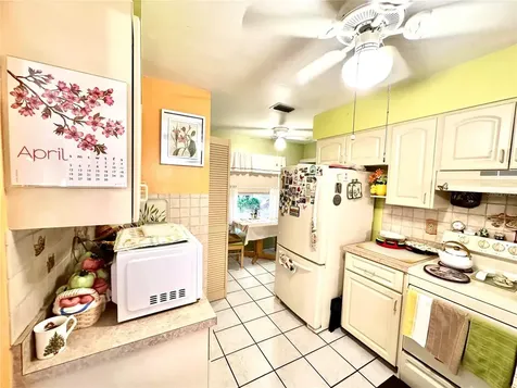 3332 Tallywood Court Sarasota FL 34237
