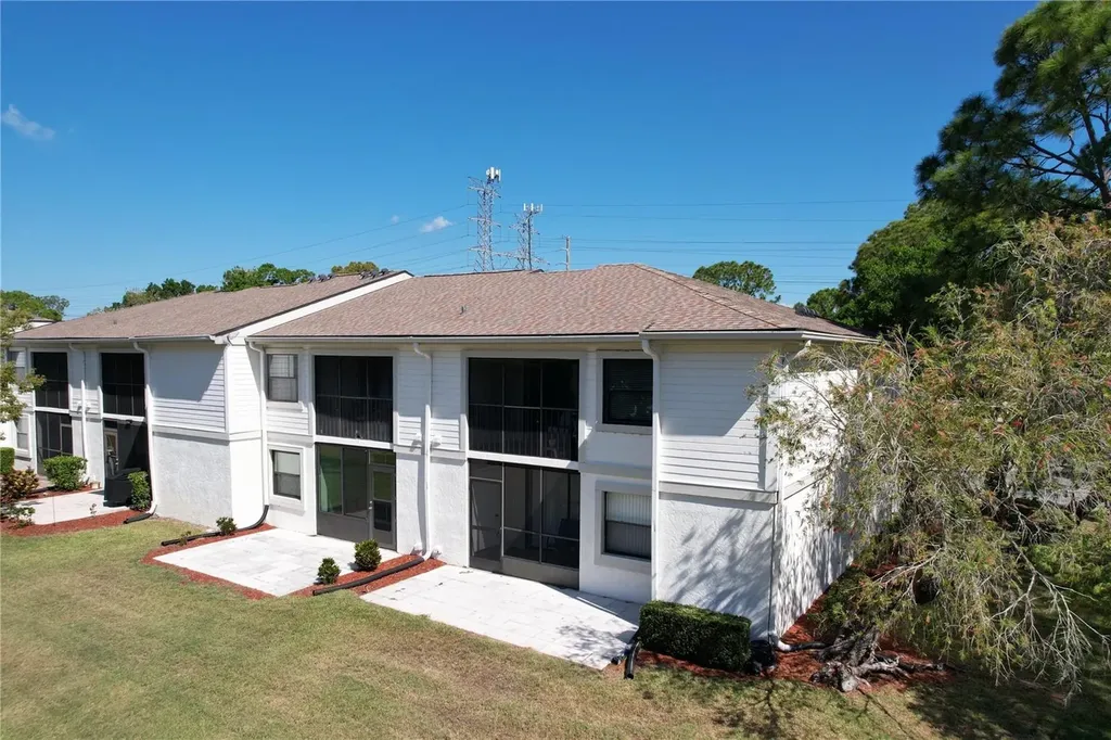 202 Meadow Lane Oldsmar FL 34677