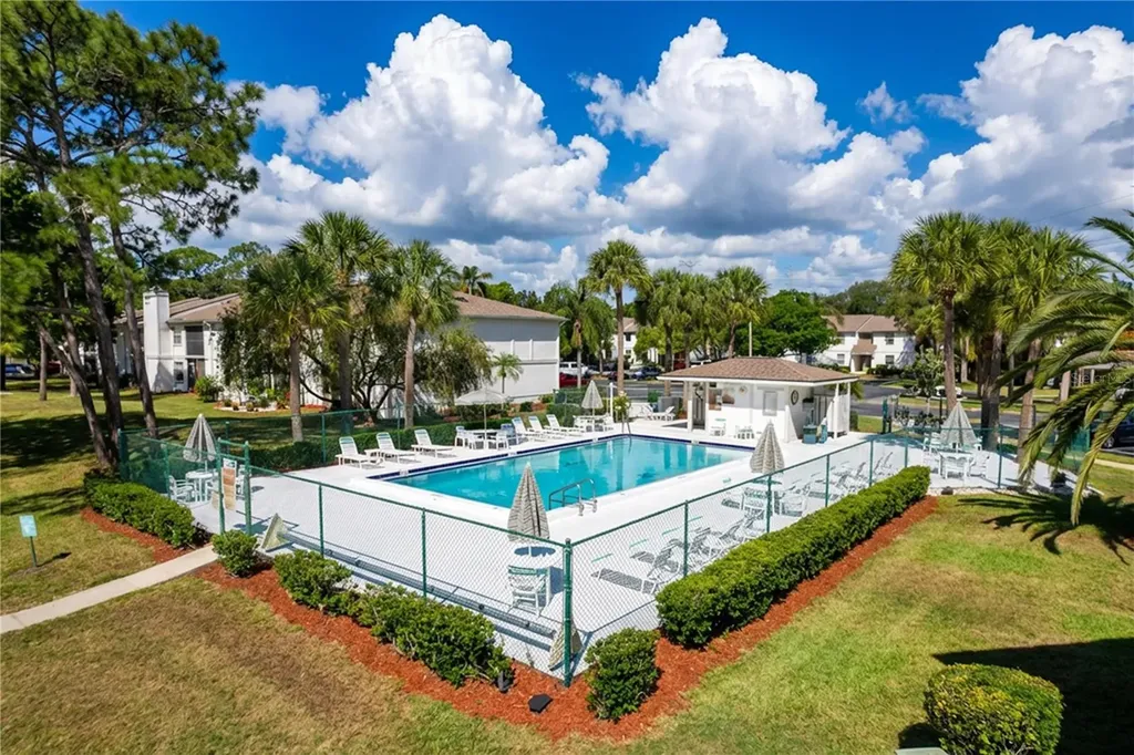 202 Meadow Lane Oldsmar FL 34677