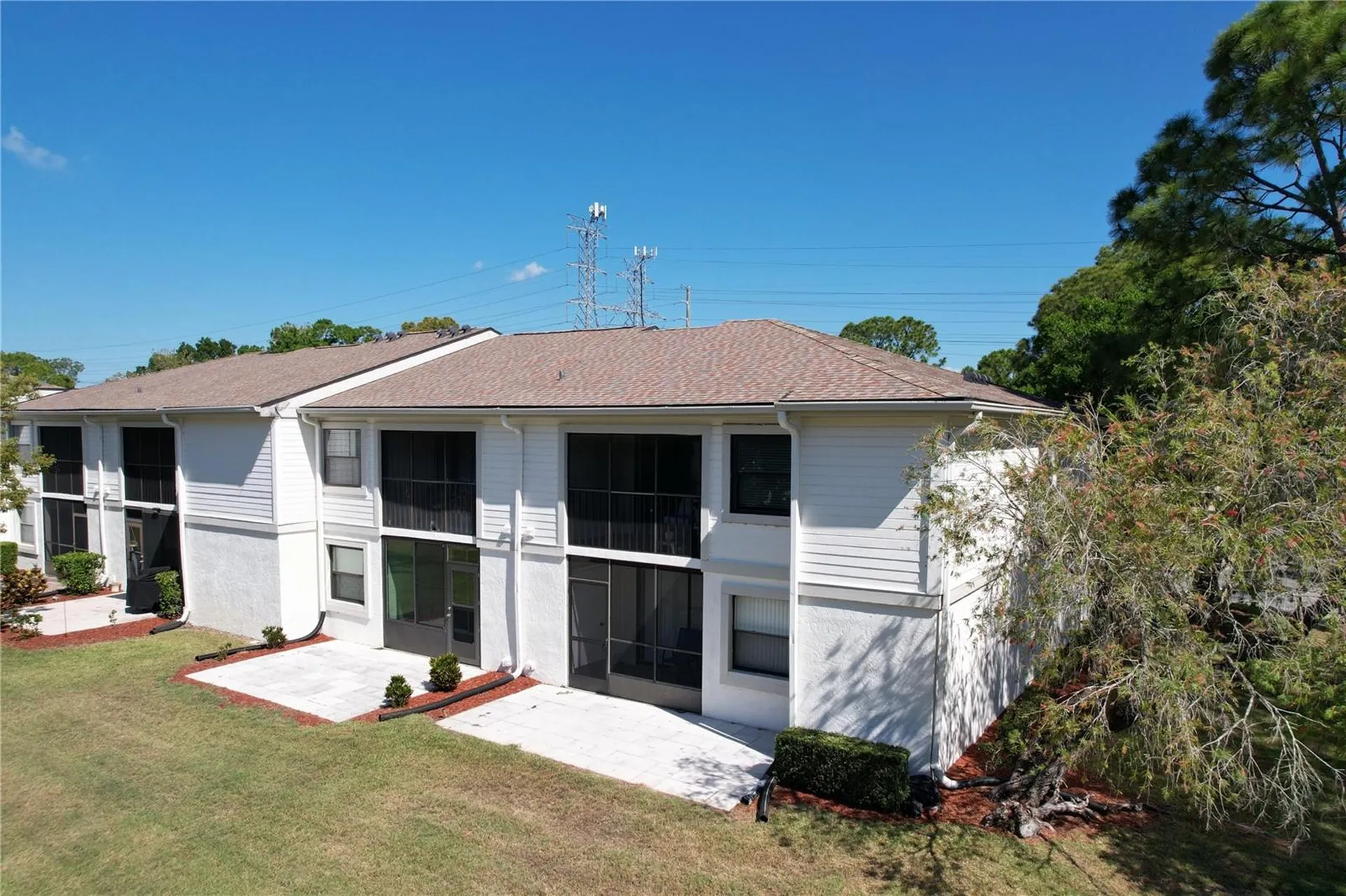 202 Meadow Lane Oldsmar FL 34677