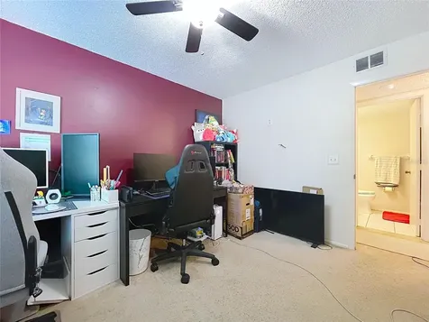 202 Meadow Lane Oldsmar FL 34677
