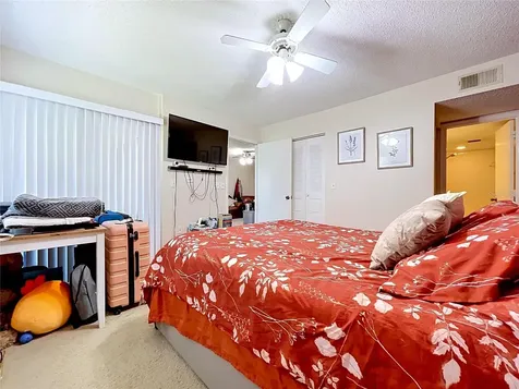 202 Meadow Lane Oldsmar FL 34677