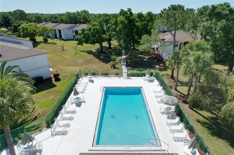 202 Meadow Lane Oldsmar FL 34677