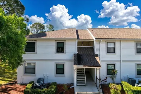 202 Meadow Lane Oldsmar FL 34677