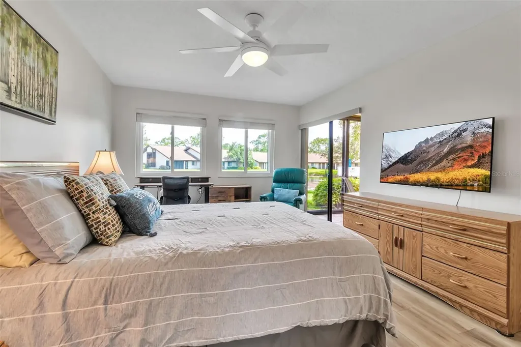 5224 Lake Village Drive Sarasota FL 34235