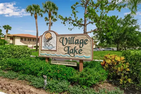 5224 Lake Village Drive Sarasota FL 34235