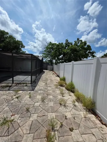 10113 Timber Oaks Court Tampa FL 33615
