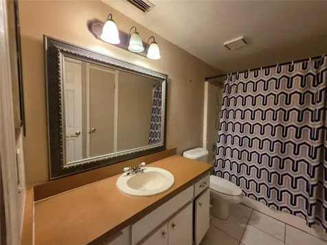 10113 Timber Oaks Court Tampa FL 33615