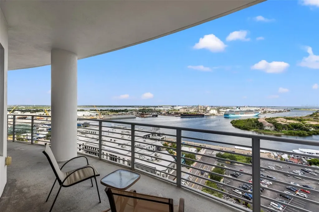 449 S 12th Street Tampa FL 33602