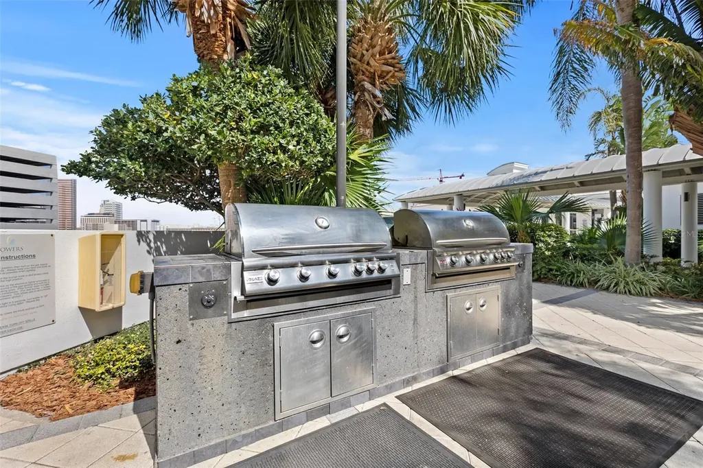 449 S 12th Street Tampa FL 33602