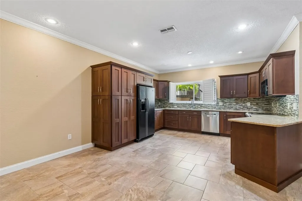 487 Pinellas Bayway S St Petersburg FL 33715