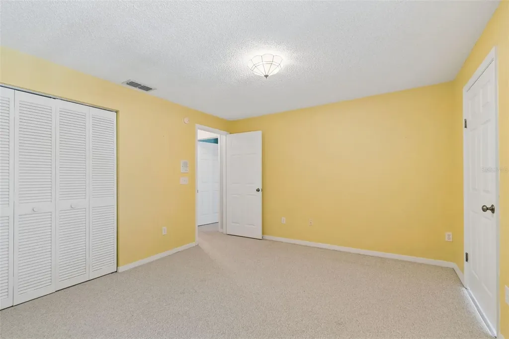 487 Pinellas Bayway S St Petersburg FL 33715