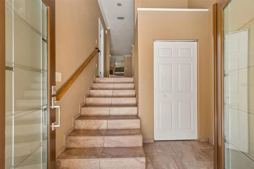 487 Pinellas Bayway S St Petersburg FL 33715