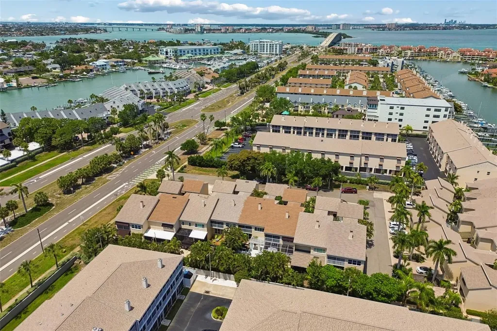 487 Pinellas Bayway S St Petersburg FL 33715