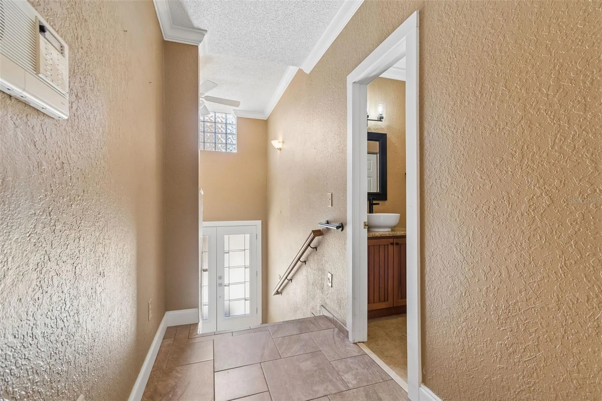 487 Pinellas Bayway S St Petersburg FL 33715