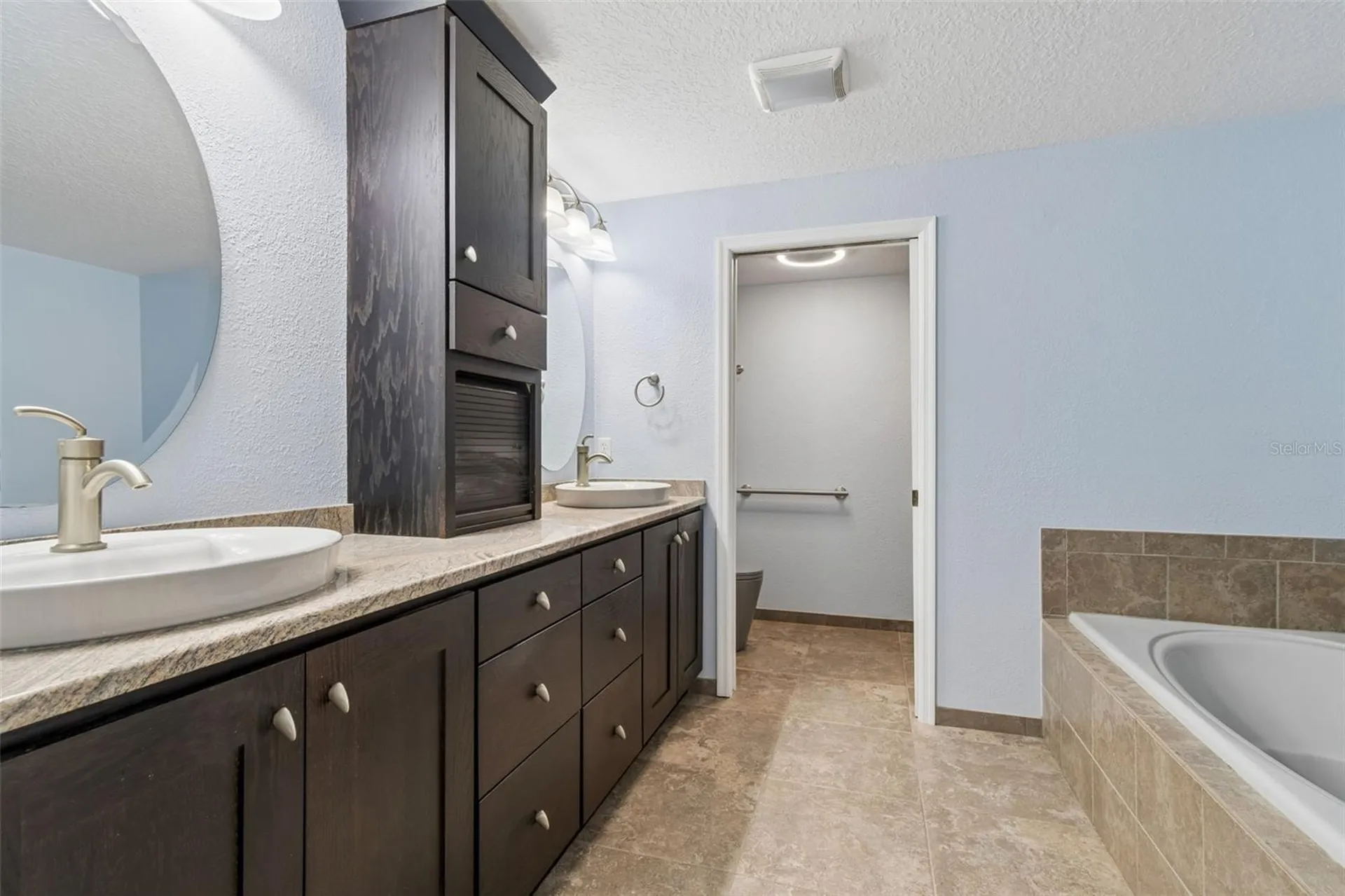 487 Pinellas Bayway S St Petersburg FL 33715
