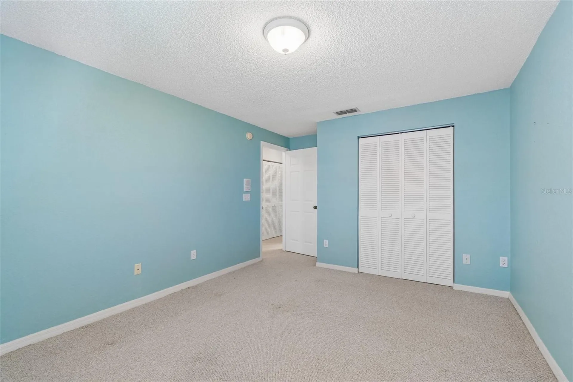 487 Pinellas Bayway S St Petersburg FL 33715