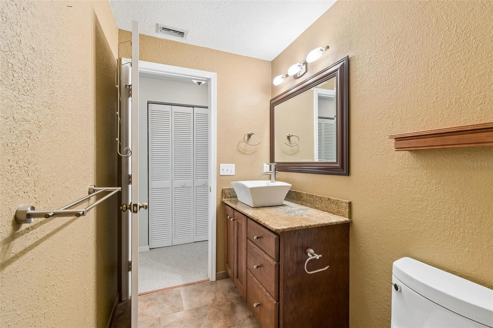 487 Pinellas Bayway S St Petersburg FL 33715