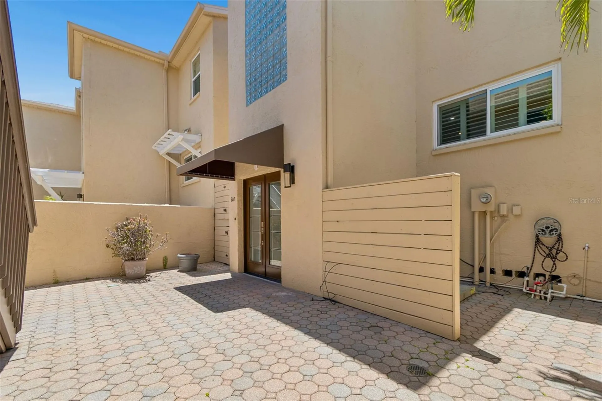 487 Pinellas Bayway S St Petersburg FL 33715