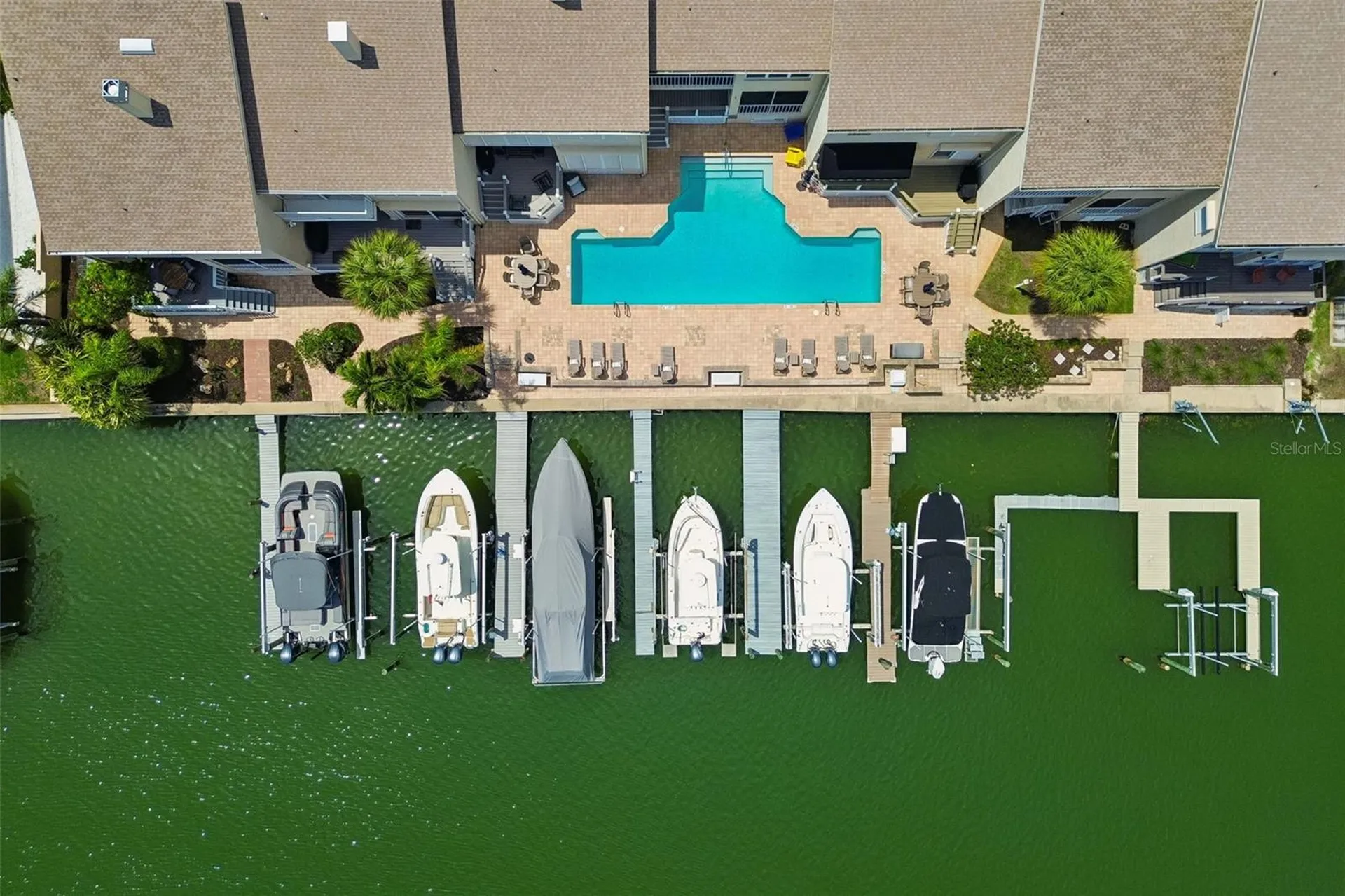 487 Pinellas Bayway S St Petersburg FL 33715