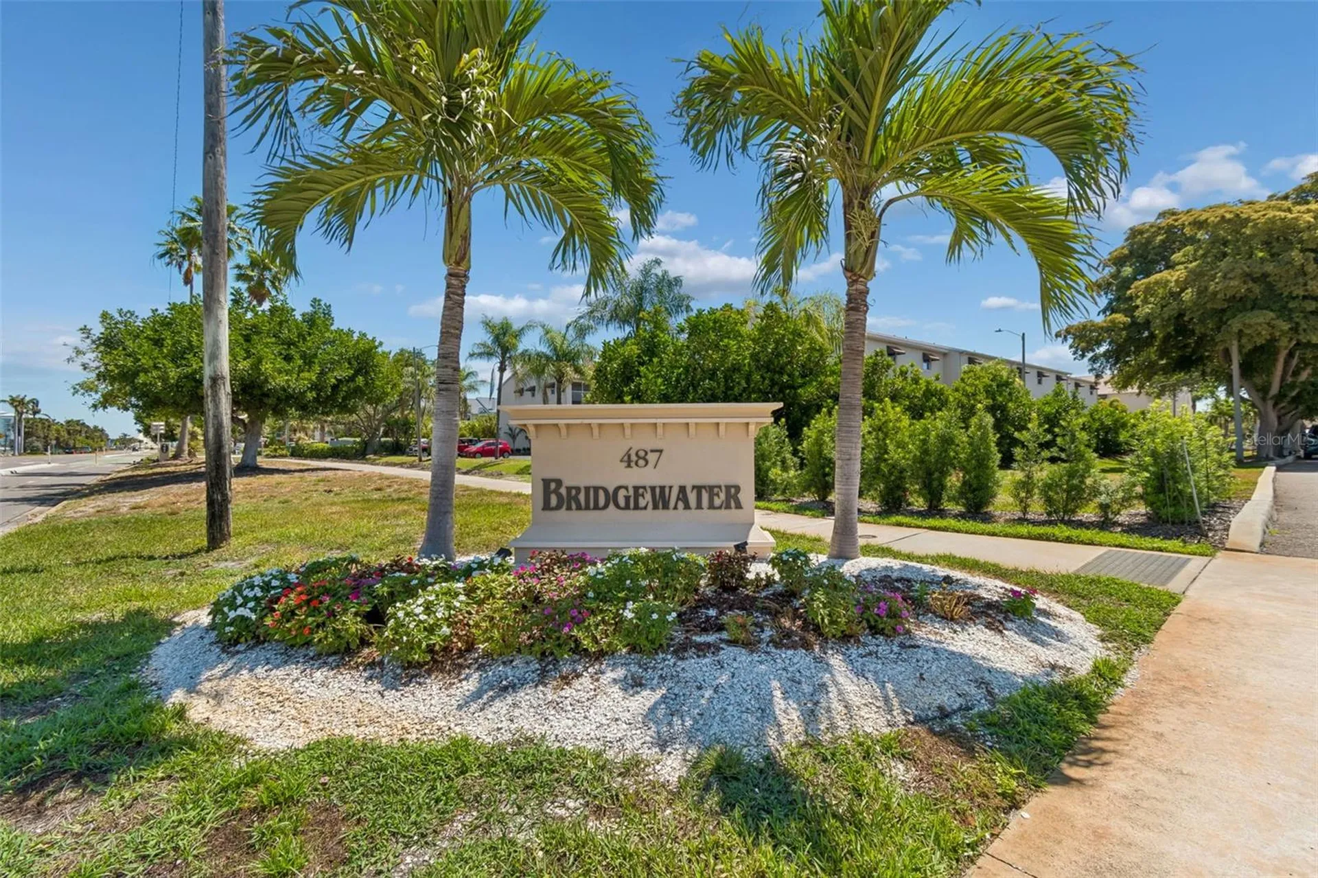 487 Pinellas Bayway S St Petersburg FL 33715