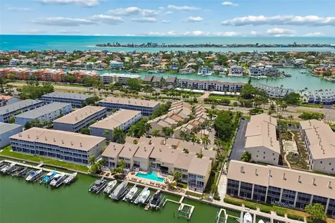 487 Pinellas Bayway S St Petersburg FL 33715