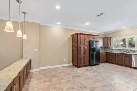 487 Pinellas Bayway S St Petersburg FL 33715