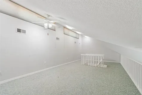 487 Pinellas Bayway S St Petersburg FL 33715