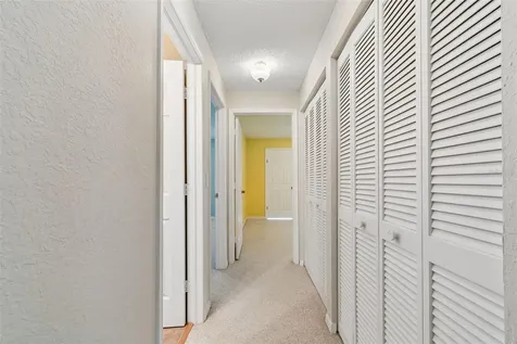 487 Pinellas Bayway S St Petersburg FL 33715