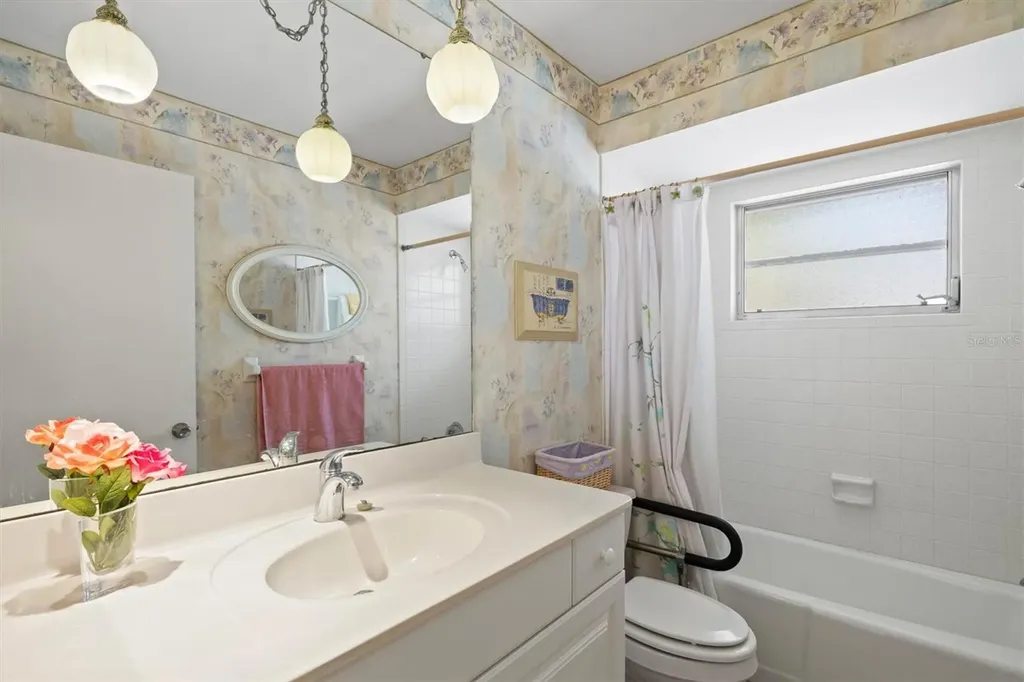 6533 Bowline Drive Sarasota FL 34231