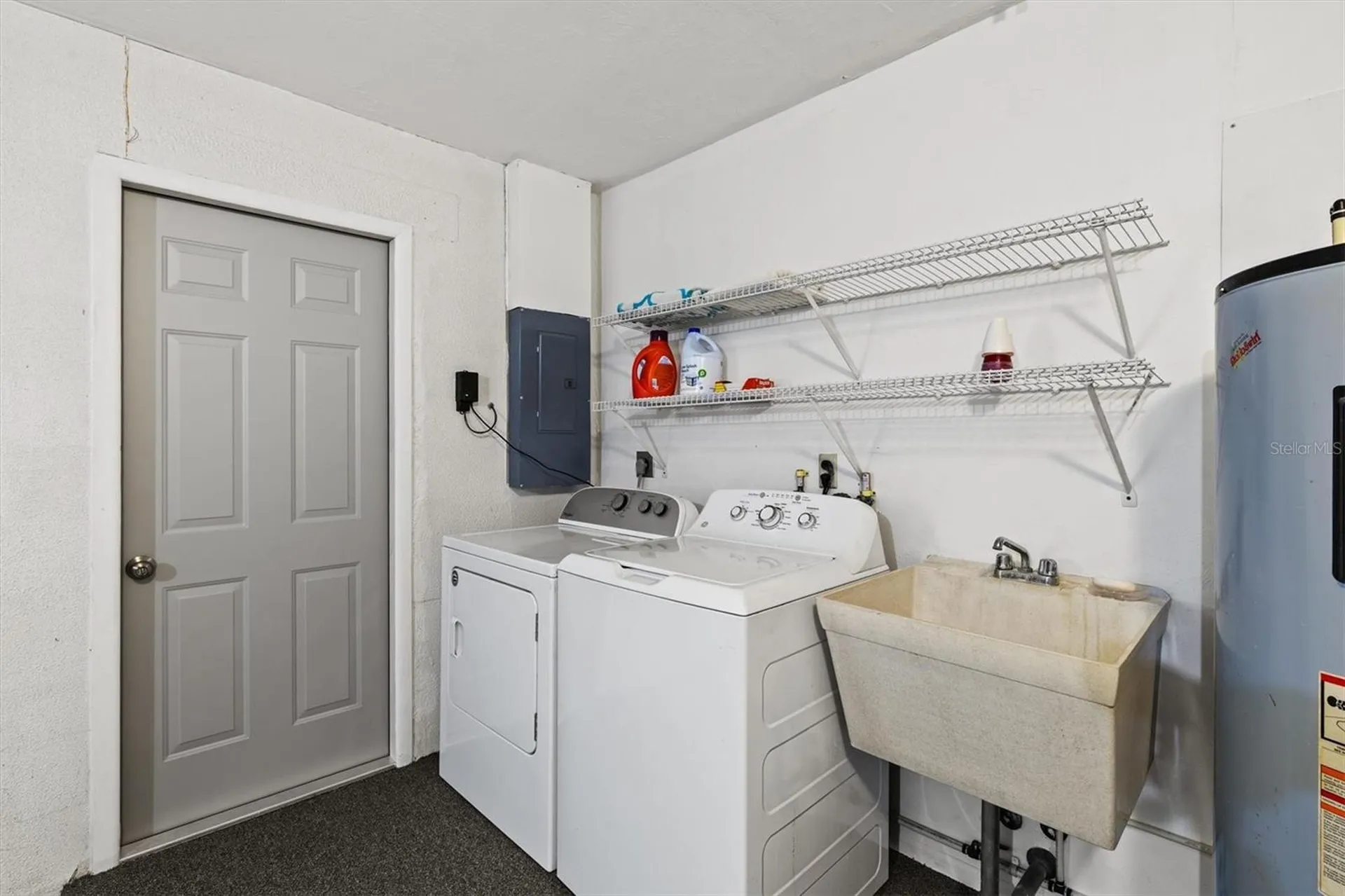 6533 Bowline Drive Sarasota FL 34231