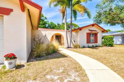 6533 Bowline Drive Sarasota FL 34231