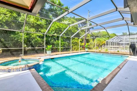 6533 Bowline Drive Sarasota FL 34231