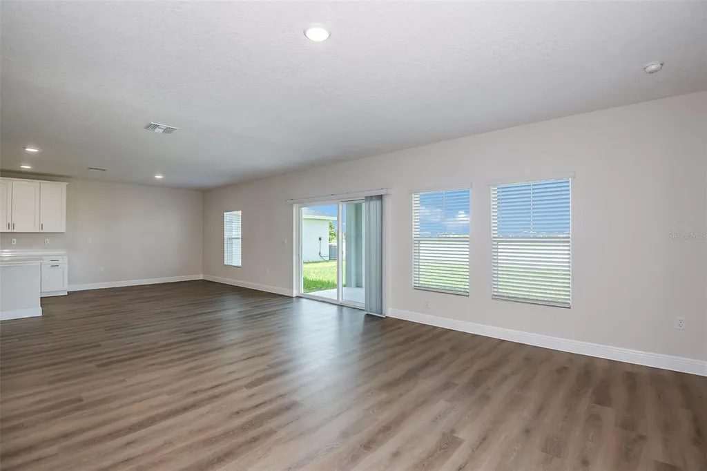 9886 Annunciation Drive Wesley Chapel FL 33545