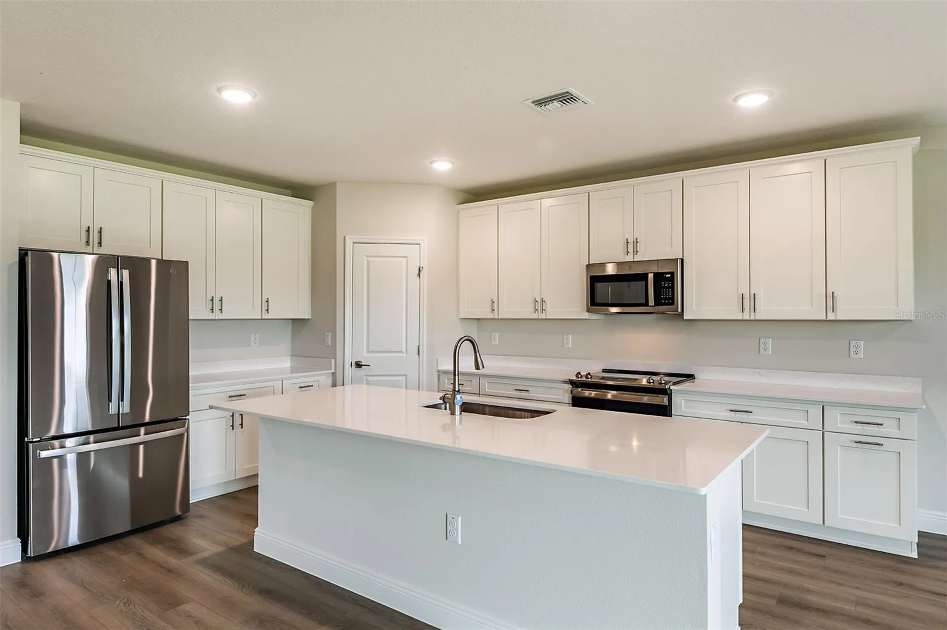9886 Annunciation Drive Wesley Chapel FL 33545