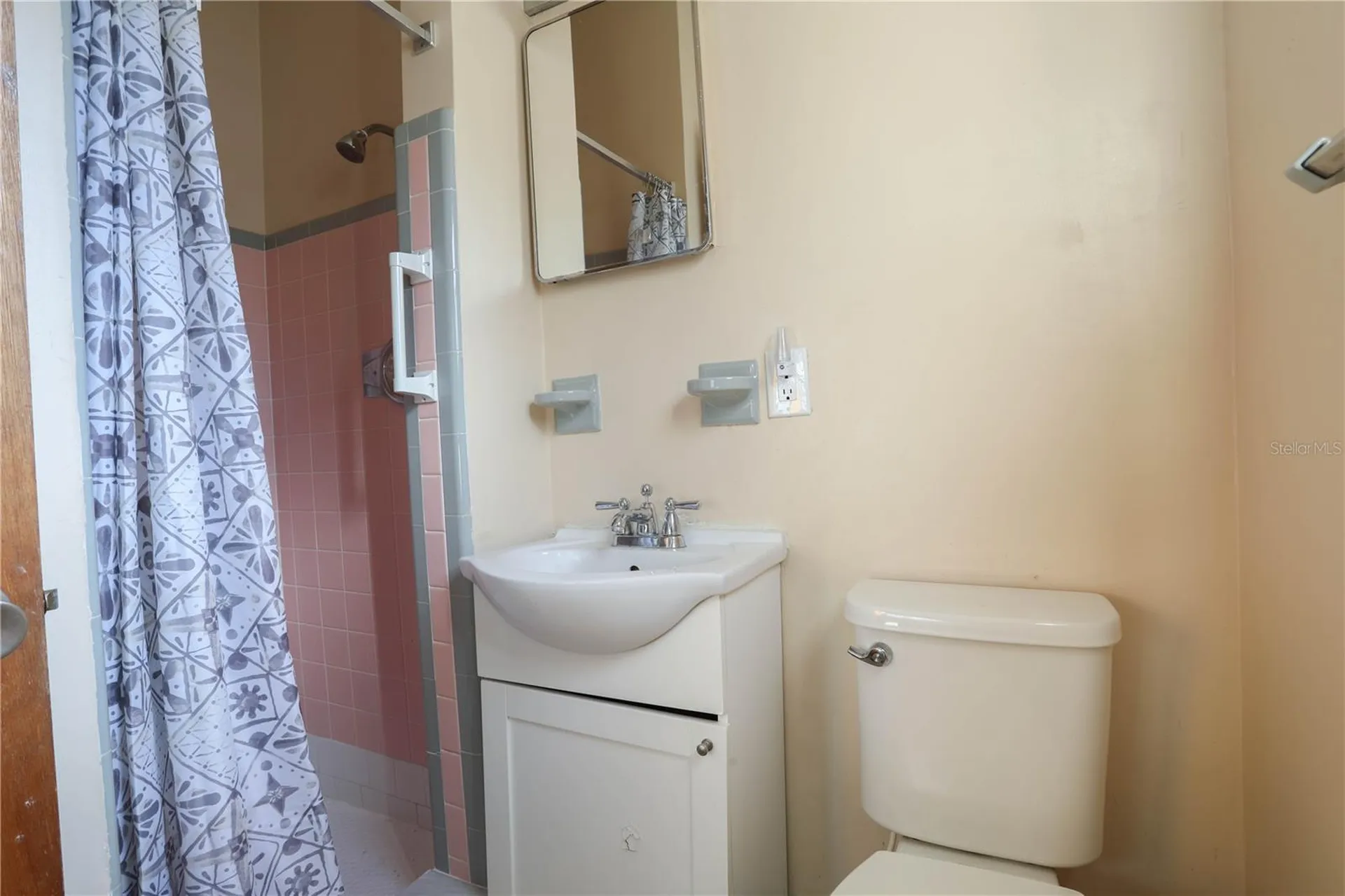 1704 Edmundshire Road Orlando FL 32812
