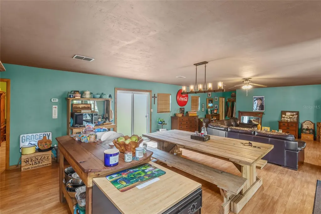 11115 SW 105th Street Brooker FL 32622