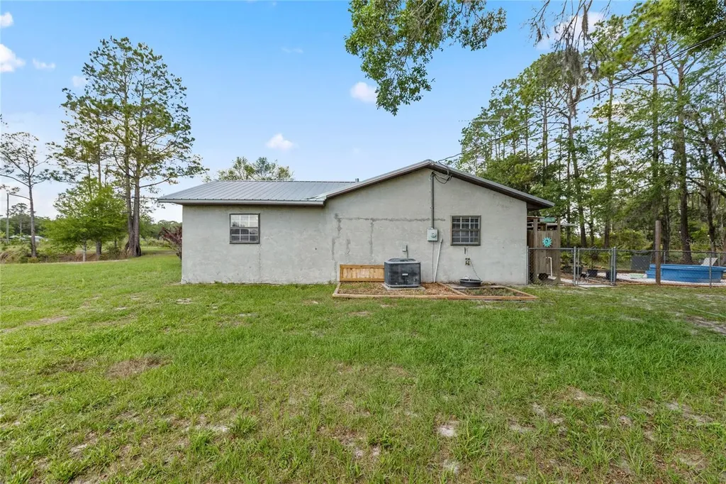 11115 SW 105th Street Brooker FL 32622