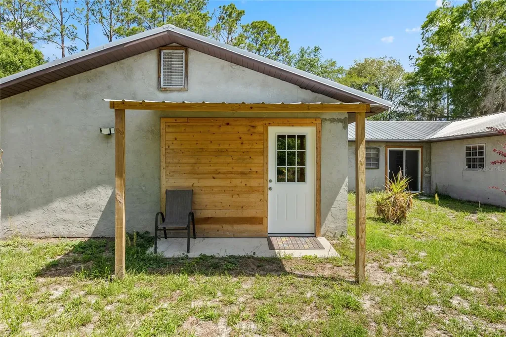 11115 SW 105th Street Brooker FL 32622
