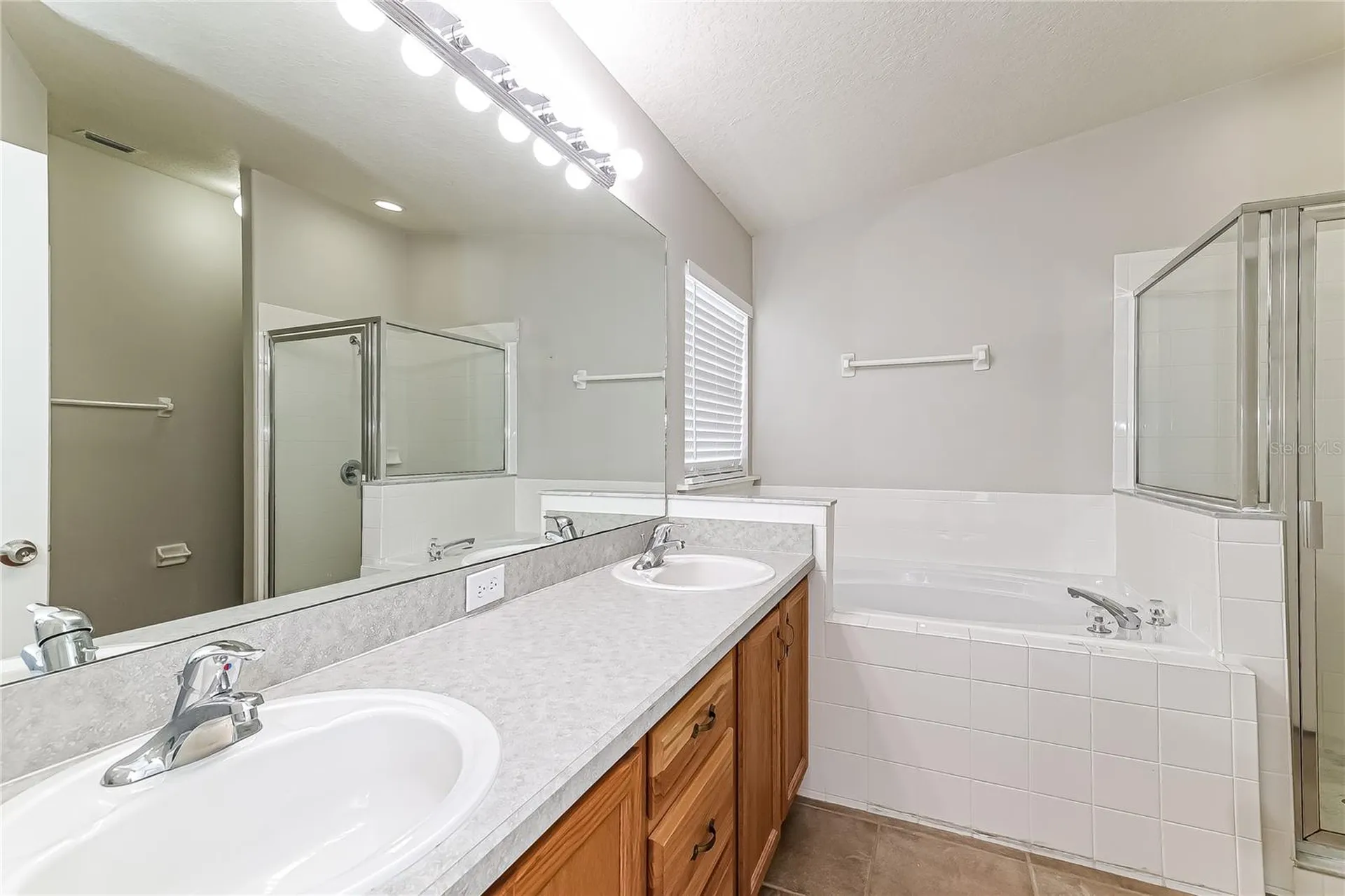 319 Erie Court Kissimmee FL 34759
