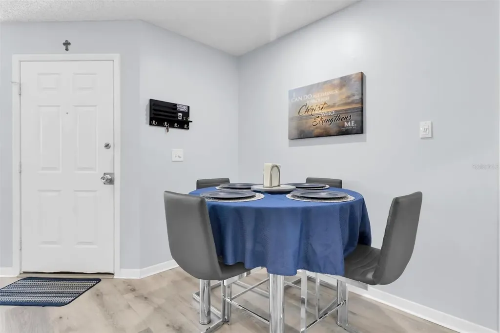 7712 Hillside Court Hudson FL 34667