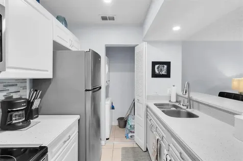 7712 Hillside Court Hudson FL 34667