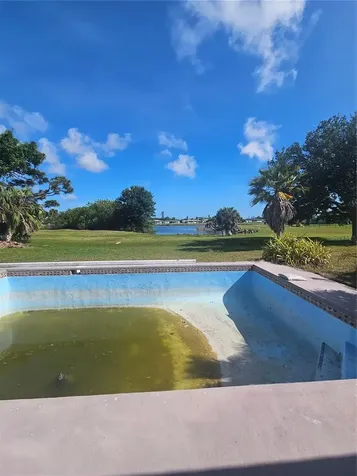 11 Golfview Road Rotonda West FL 33947