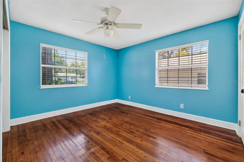 4925 2nd Avenue S St Petersburg FL 33707